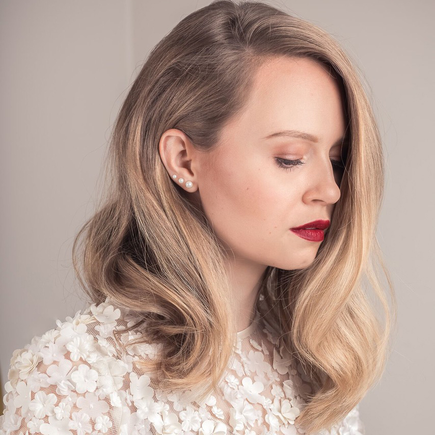 White Pearl Earrings - Image 3